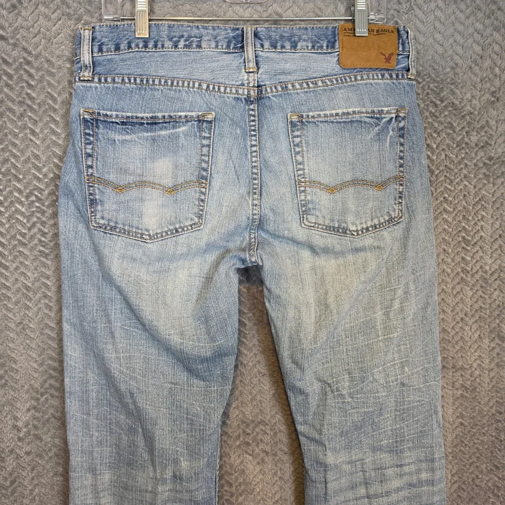 American Eagle Low Rise Bootcut Jeans Mens 32x34 Light Wash Distressed Cotton